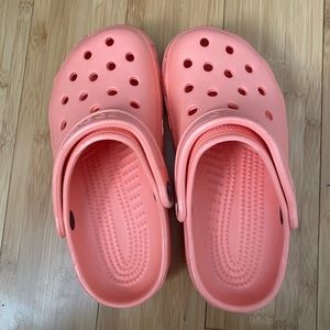 Coral crocs